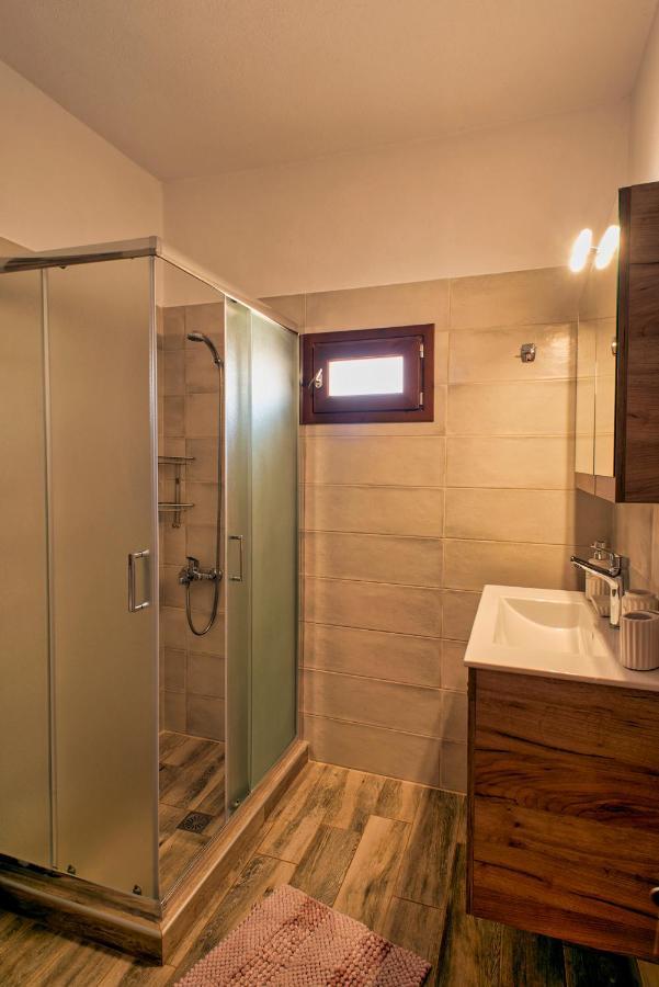 Anemolia Tiny Stone House Villa ปาเลกาสตรอน ภายนอก รูปภาพ