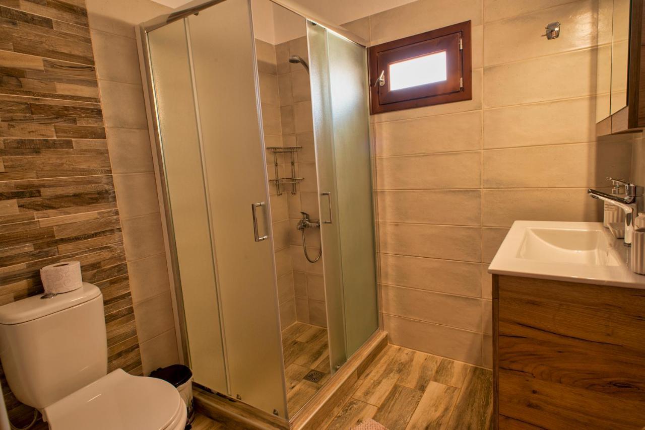 Anemolia Tiny Stone House Villa ปาเลกาสตรอน ภายนอก รูปภาพ